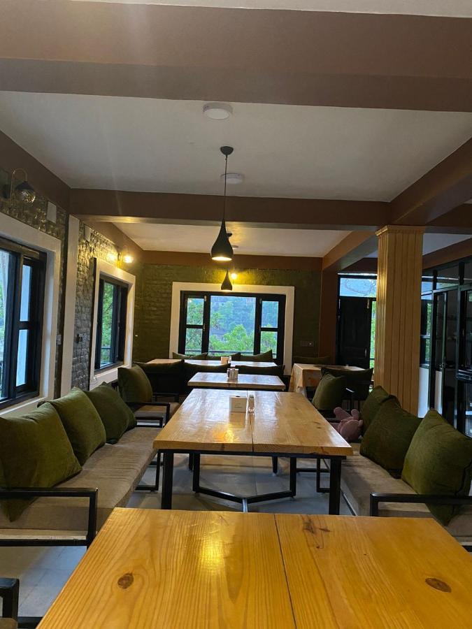 Hotel Aagaman - Best Family Hotel in Bandipur Bagian luar foto