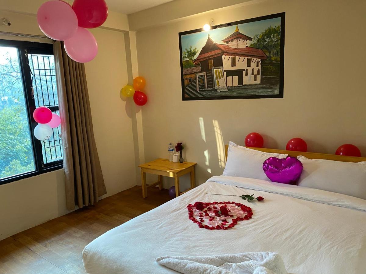 Hotel Aagaman - Best Family Hotel in Bandipur Bagian luar foto